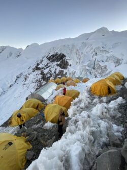 Climbing Mera Peak 